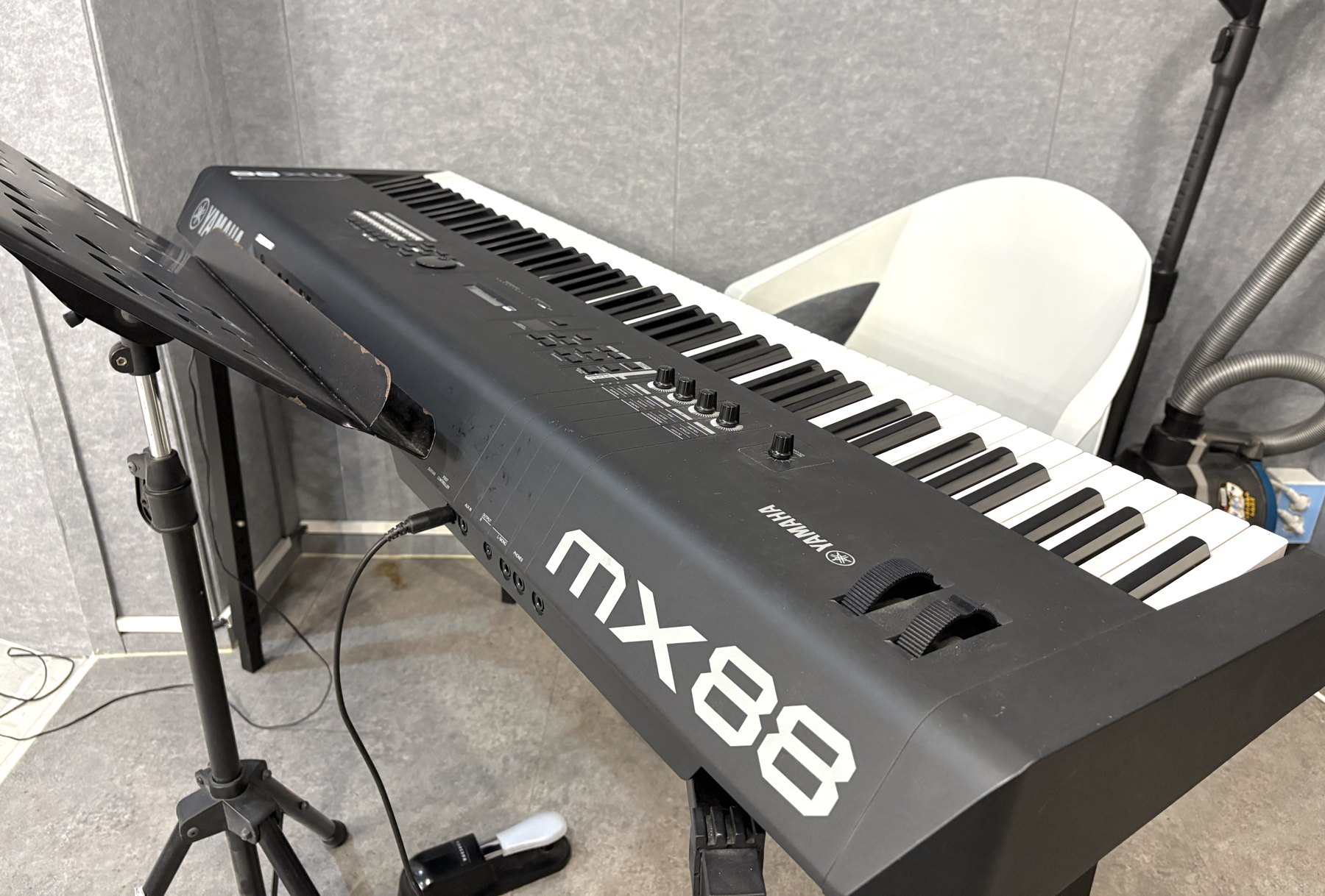Yamaha MX88